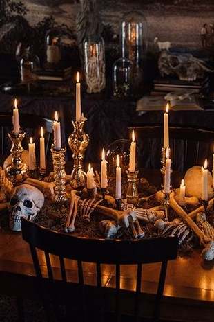 Spectacularly Spooky Table Settings – A Vintage Address